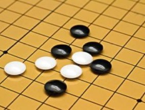 学围棋能开发智力吗？围棋棋盘的图案是什么